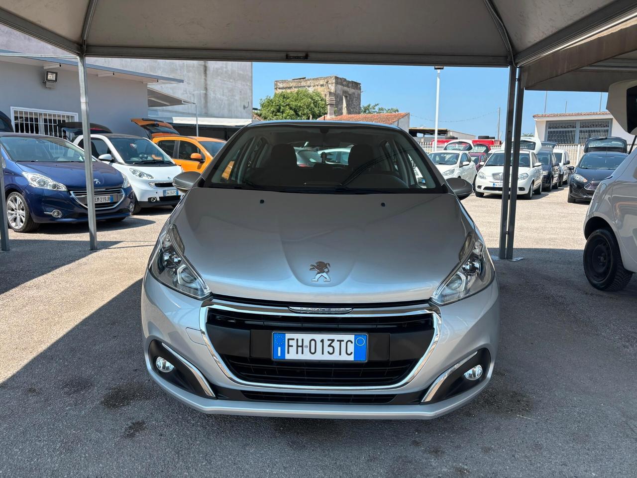 Peugeot 208 PureTech 82 5 porte Allure