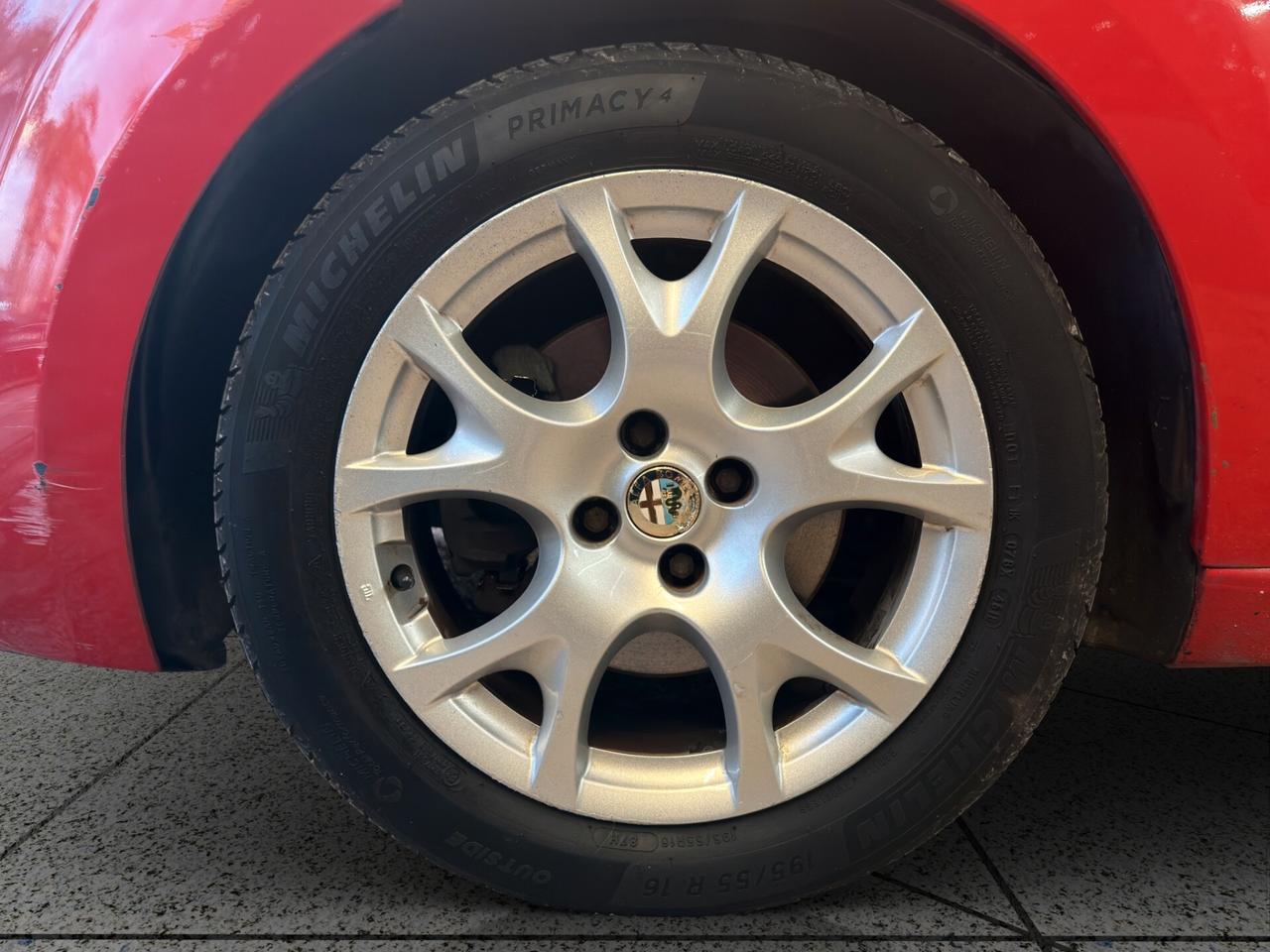 Alfa Romeo MiTo 1.3 JTDm-2 95 CV S&S Distinctive