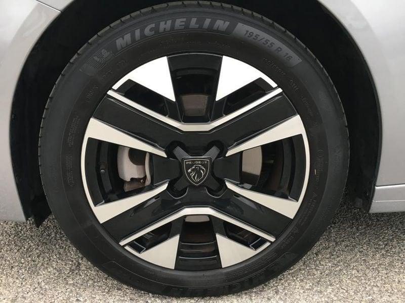 Peugeot 208 PureTech 100cv Allure NAVI +CERCHI 16+VETRI SCURI+KEYLESS