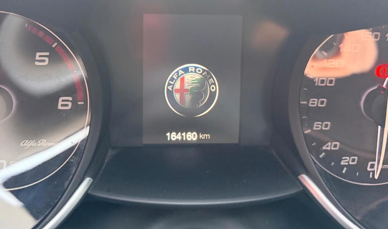 Alfa Romeo Giulia 2.2 Turbodiesel 150 CV Super