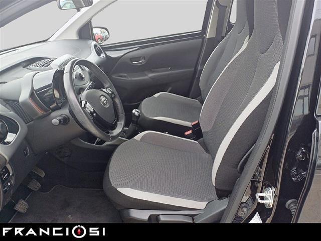 TOYOTA Aygo 5 Porte 1.0 VVT i 72cv x wave