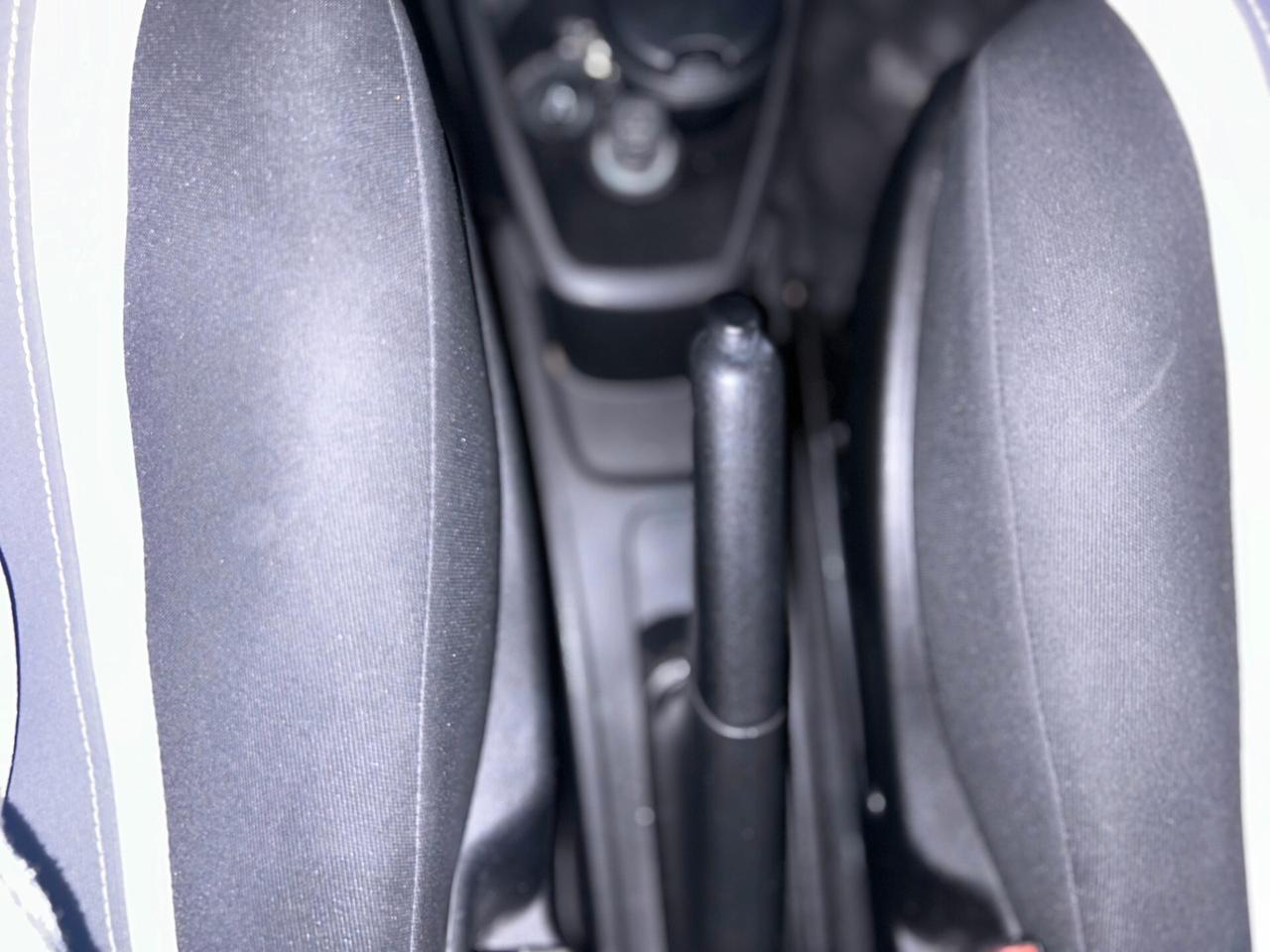 Lancia Ypsilon 0.9 TwinAir 85 CV 5 porte Metano Ecochic Elefantino