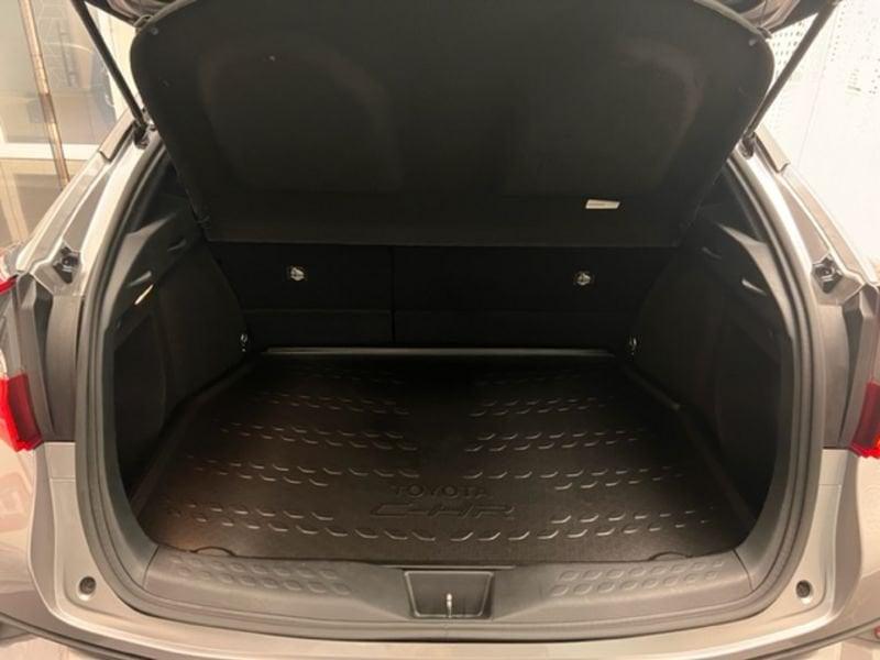Toyota C-HR C-HR 1.8 Hybrid E-CVT Style