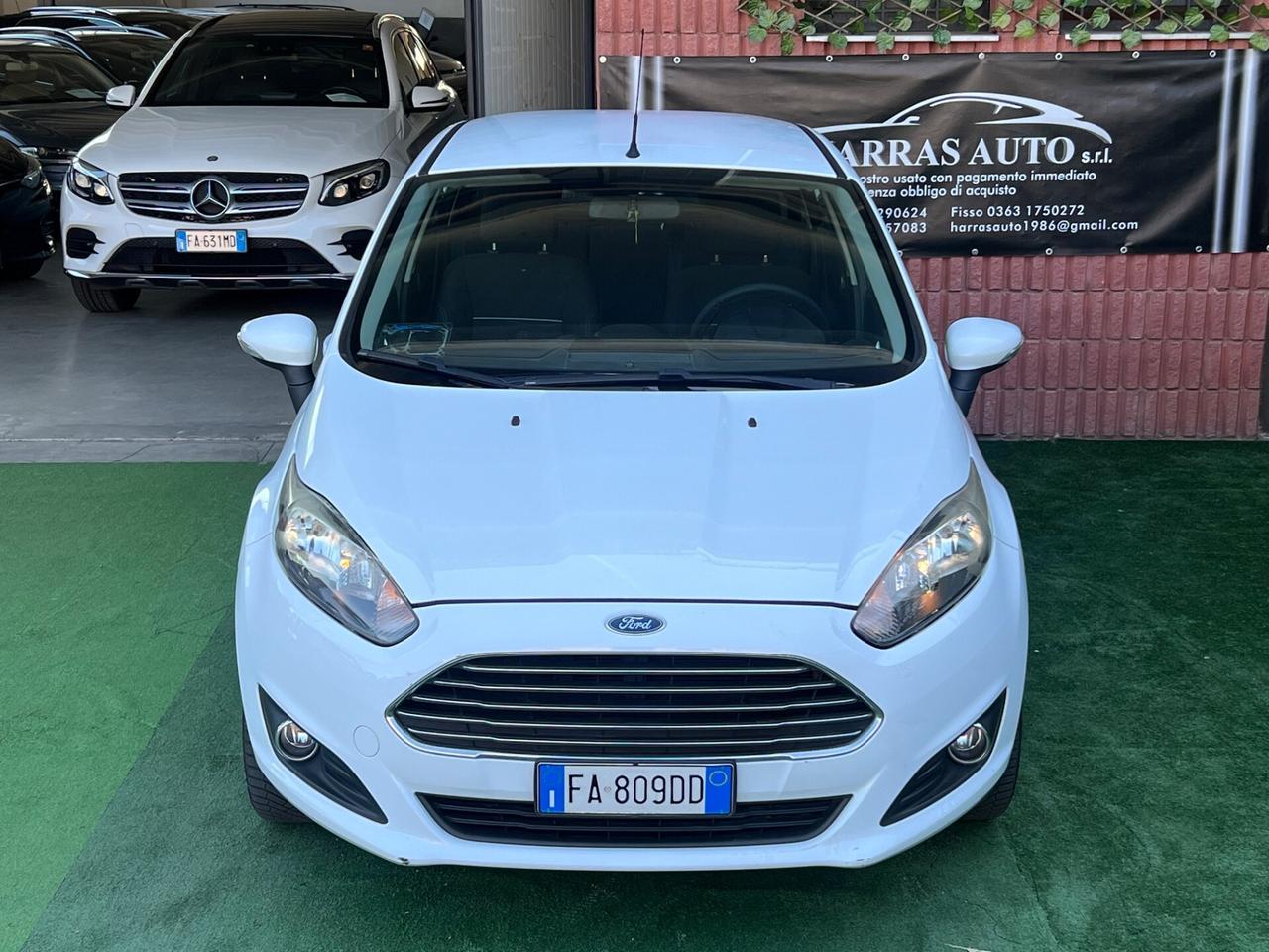 Ford Fiesta 1.2 60CV 5 porte Black & White Edition