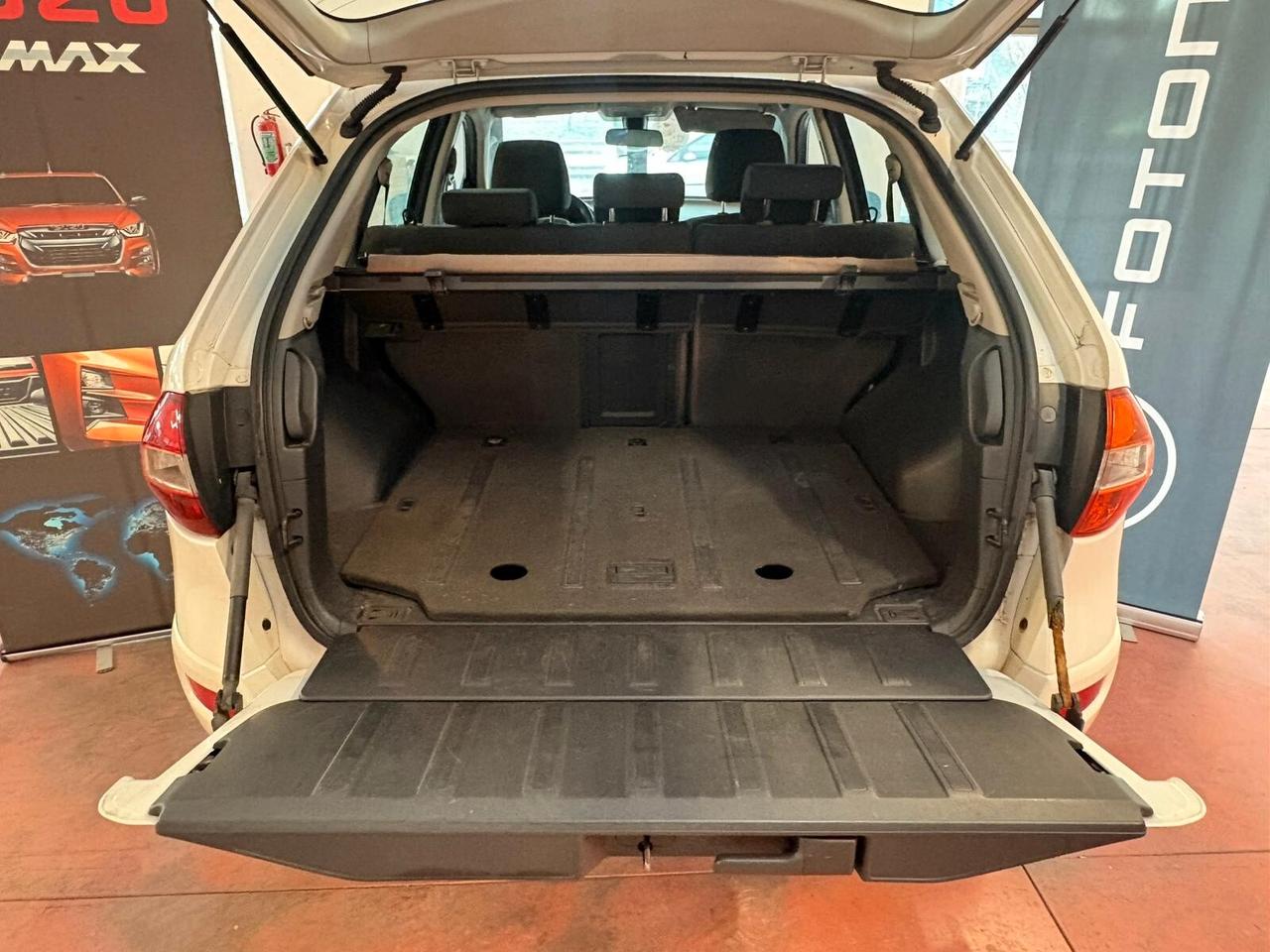 RENAULT KOLEOS 4X4 RUOTE MOTRICI Diesel 2.0 CV 150 con Km 218.185 tagliandati garanzia 12 mesi