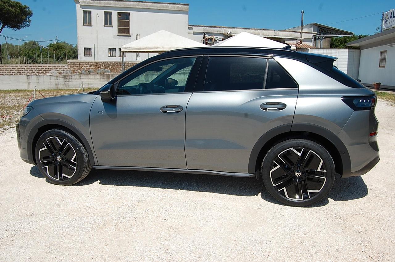 Volkswagen T-Roc 1.5 eTSI ACT 150 CV DSG R-Line