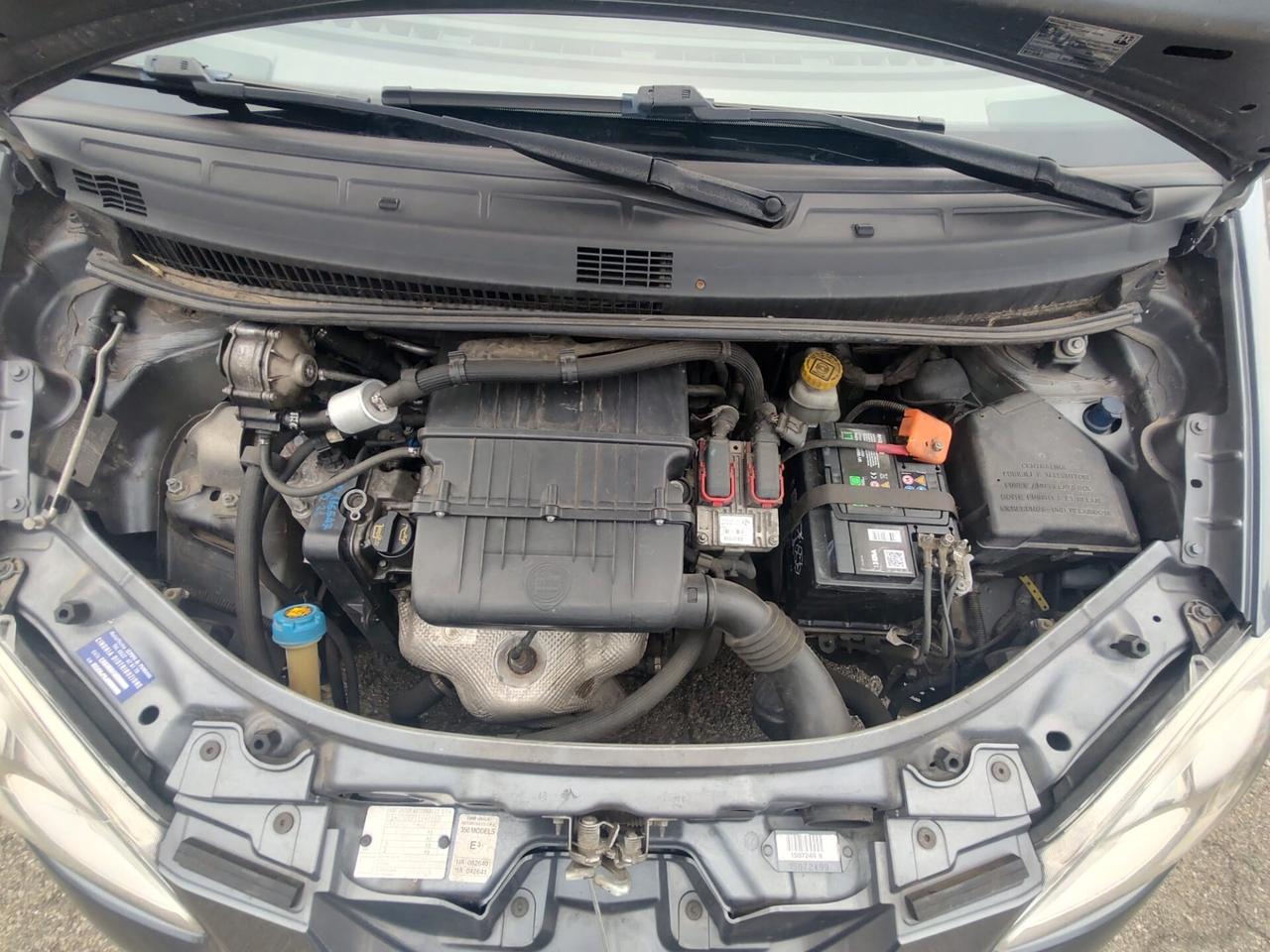 Lancia MUSA 1.4 16V Platino ECOCHIC, BENZINA\GPL, OK NEOPATENTATI, GARANZIA L.12 MESI