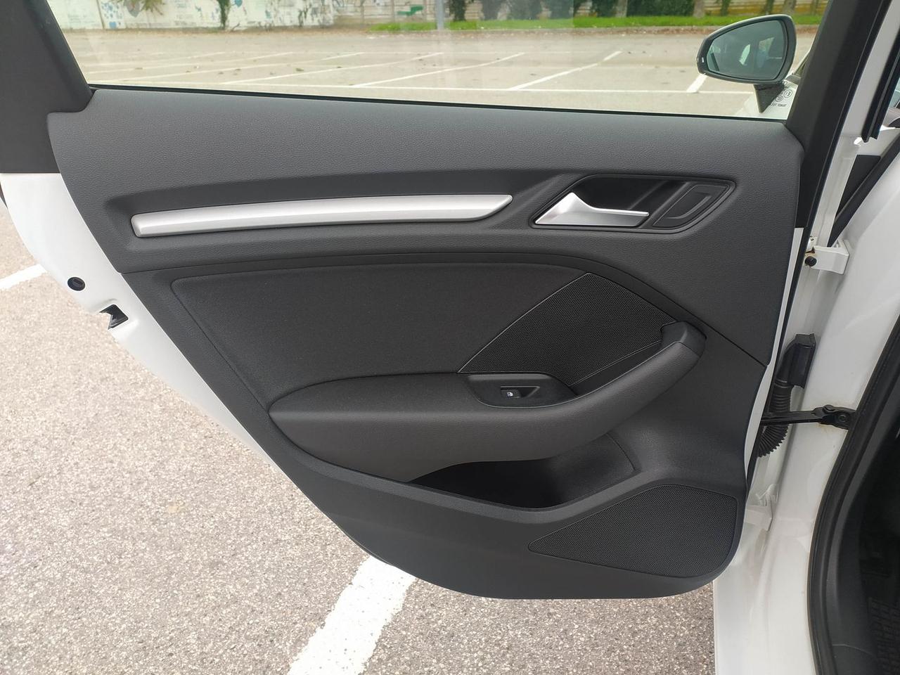 Audi A3 Business Line 2.0 35 TDI #7770