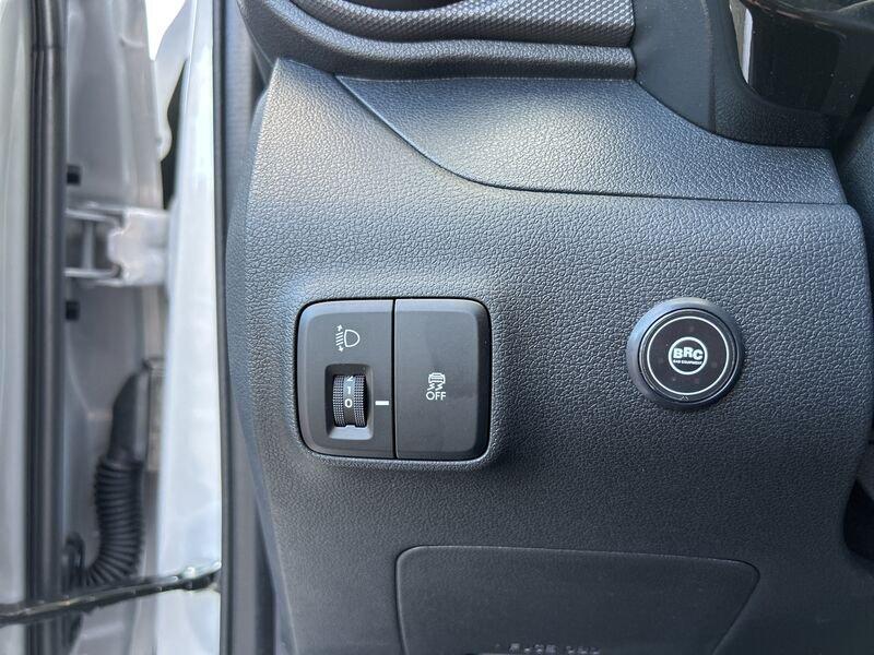 Hyundai i10 III 2023 1.0 Gpl Connectline 61cv