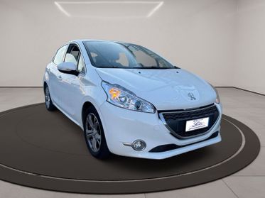 Peugeot 208 1.4 HDi 68 CV 5 porte Allure