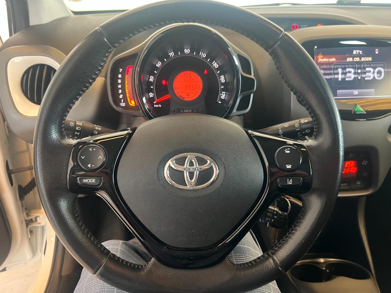 Toyota Aygo 1.0 VVT-i 72 CV 5 porte x-cool telecamera di retro ok neopatentati
