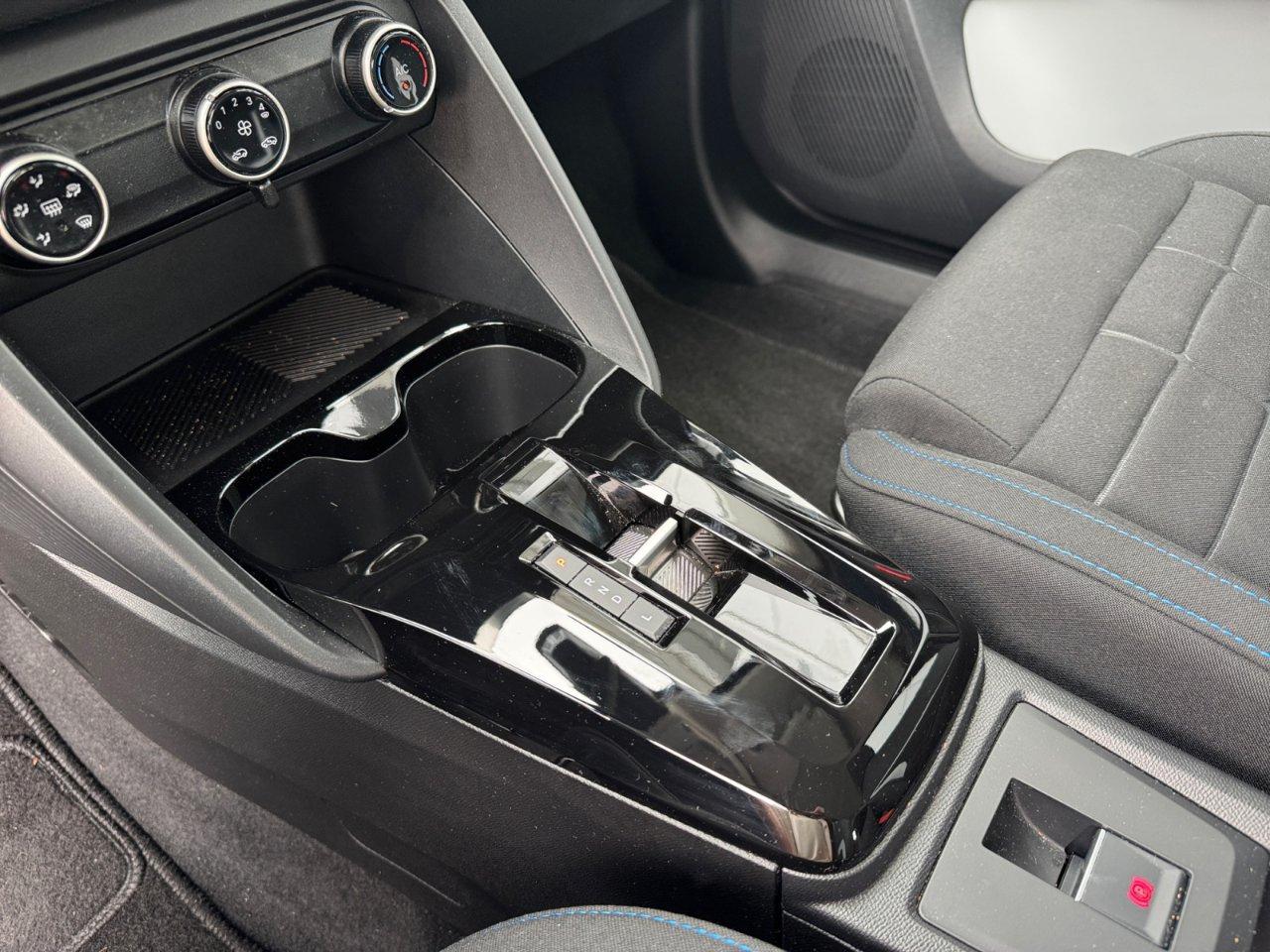 Citroen C3 1.2 hybrid Plus 110 cv edc s6
