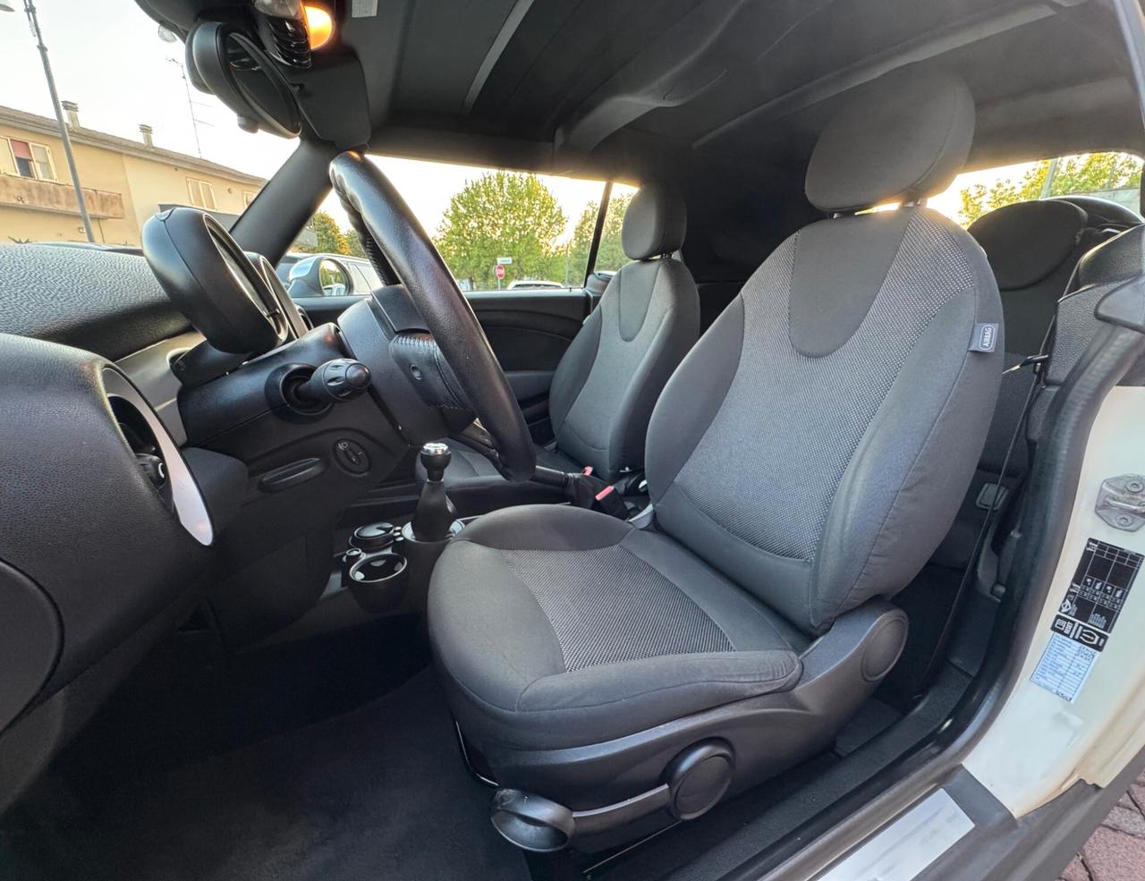Mini 1.6 One Cabrio