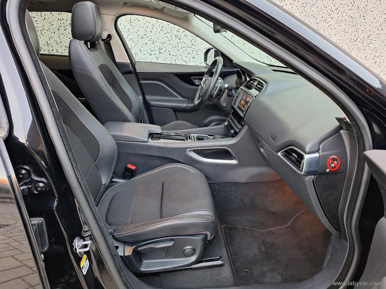 JAGUAR F-Pace 2.0 D 180 CV AWD aut. R-Sport TETTO