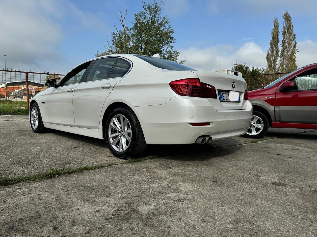 Bmw 520d luxury bianco perla