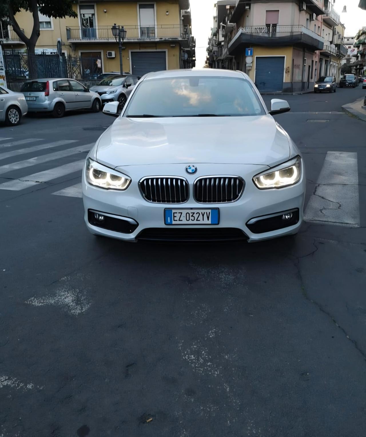Bmw 116 116d 5p. Urban