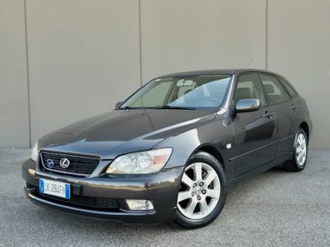 Lexus IS 200 200i 24V cat Wagon Plus