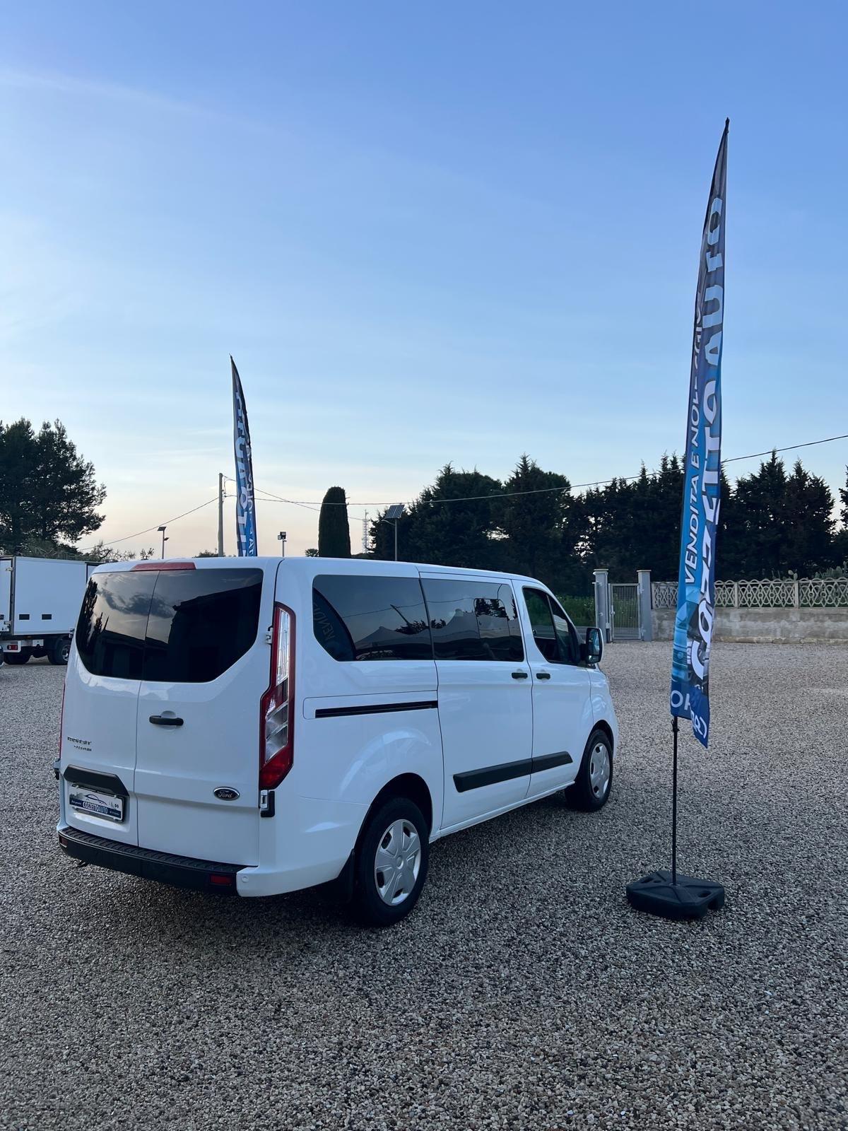 Ford Transit Custom 9 posti 2021 iva deducibile