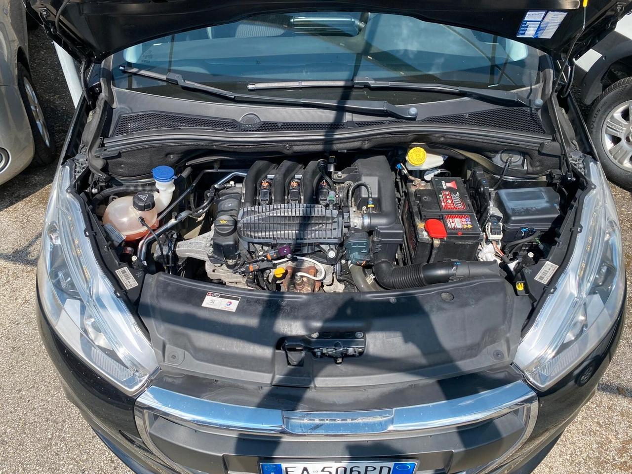 Peugeot 208 PureTech 82 5 porte Allure