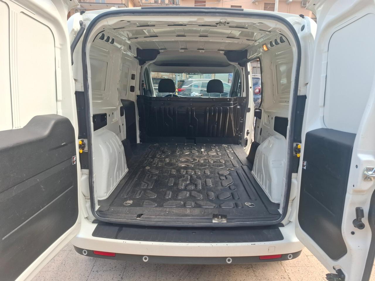 Fiat Doblò Cargo - 1.6 MJ L2H1 - Cruise - Aria condizionata -