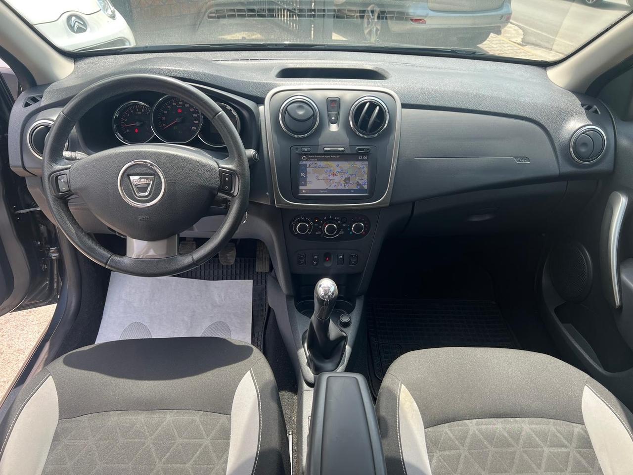Dacia Sandero Stepway 0.9 tce (prestige) s Navi/Park/Bluetooth