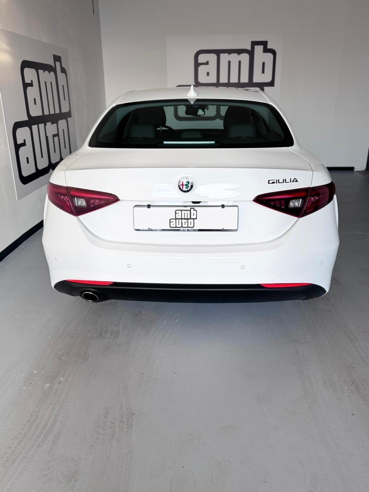 Alfa Romeo Giulia 2.2 Turbodiesel 160 CV AT8 Executive