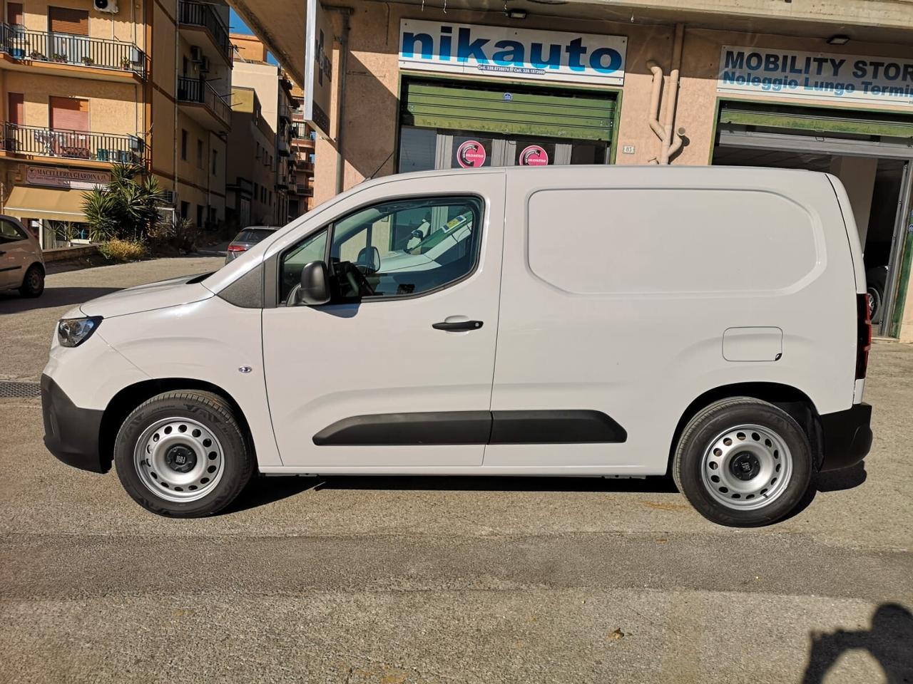 FIAT Doblo Van 1.5 bluehdi 130 Cv CH1 2025 KM0