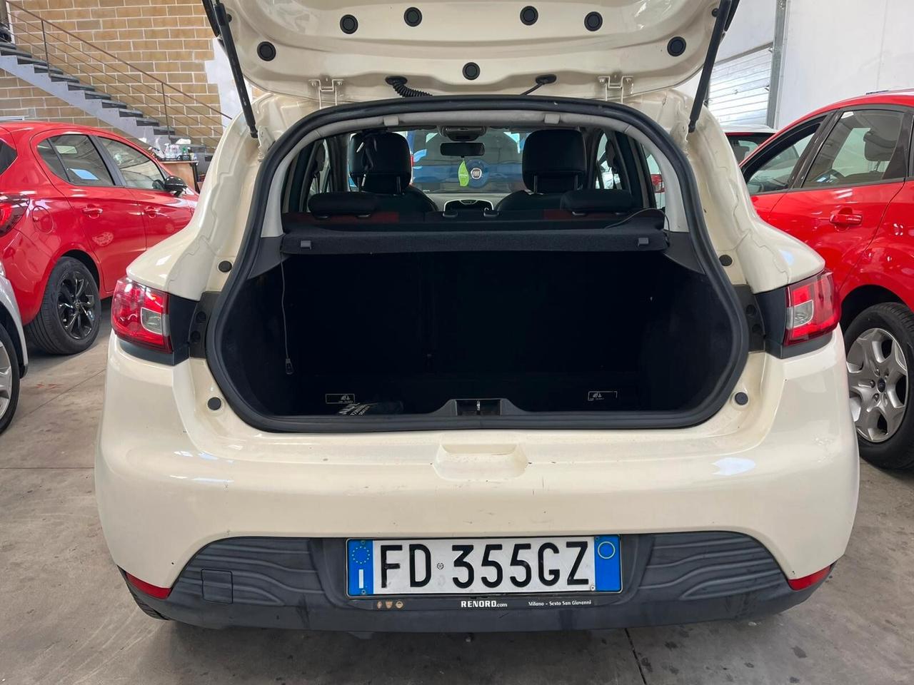 Renault Clio 1.5 dCi 8V 75CV 5 porte Costume National