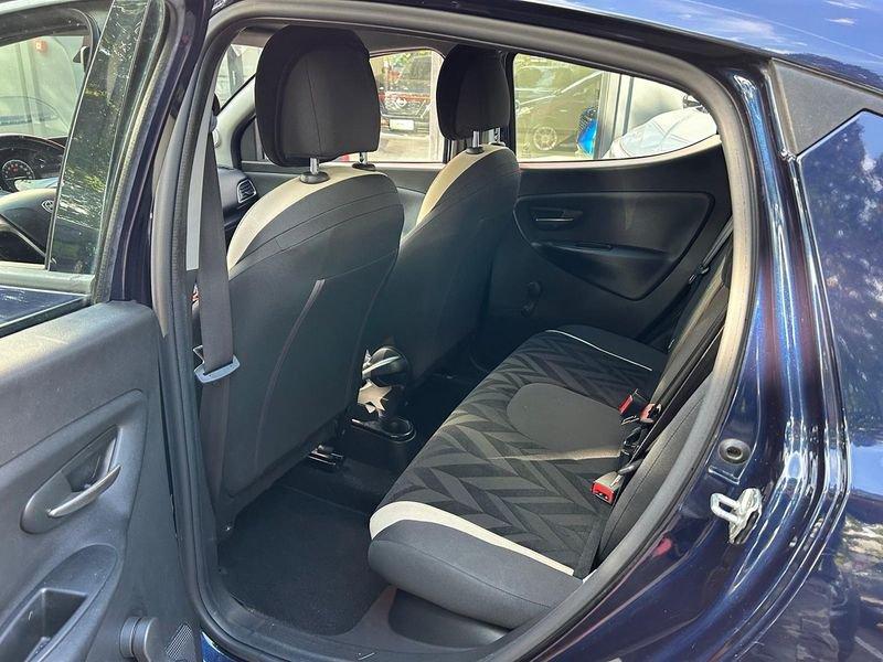 Lancia Ypsilon 5 Porte 1.2 8v 69cv Gold