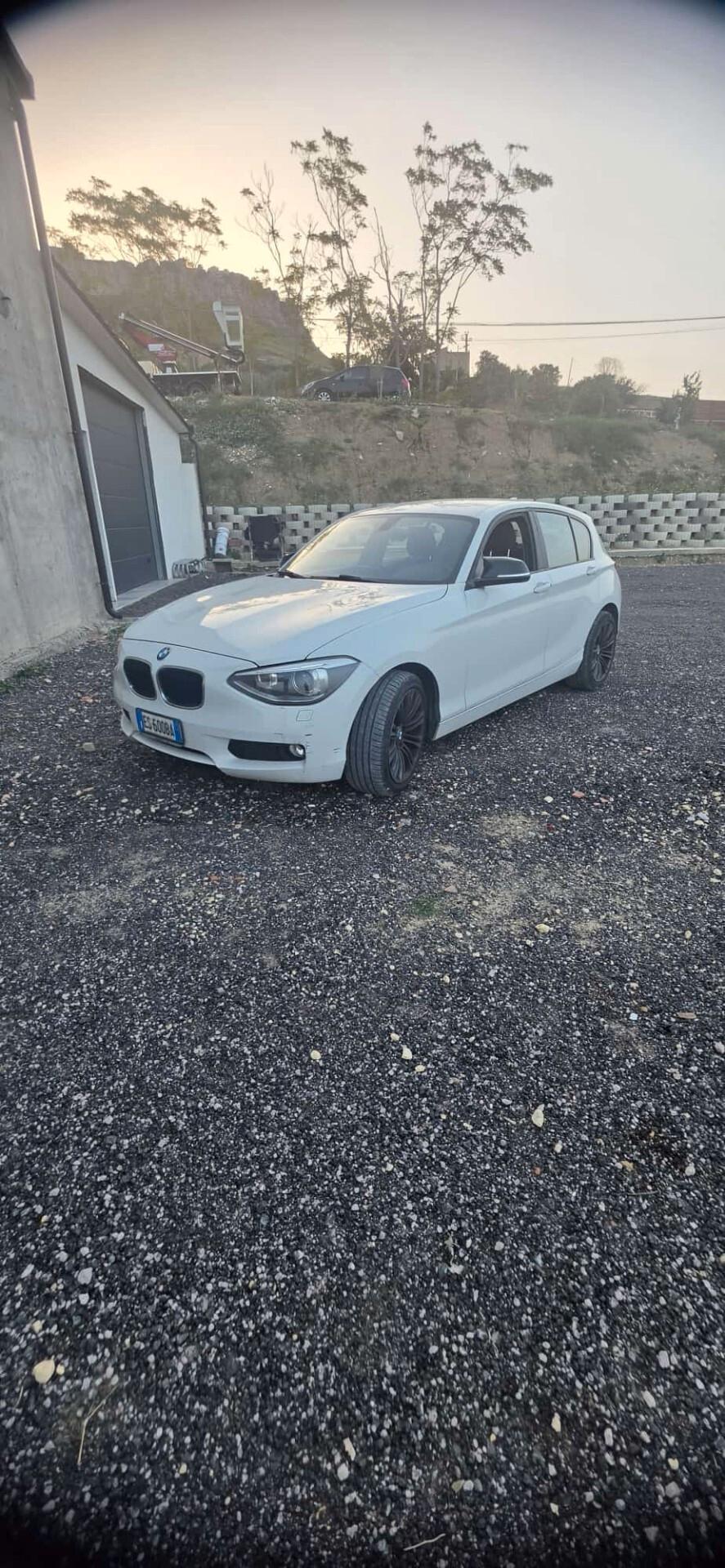 Bmw 116 116d 5p. Sport