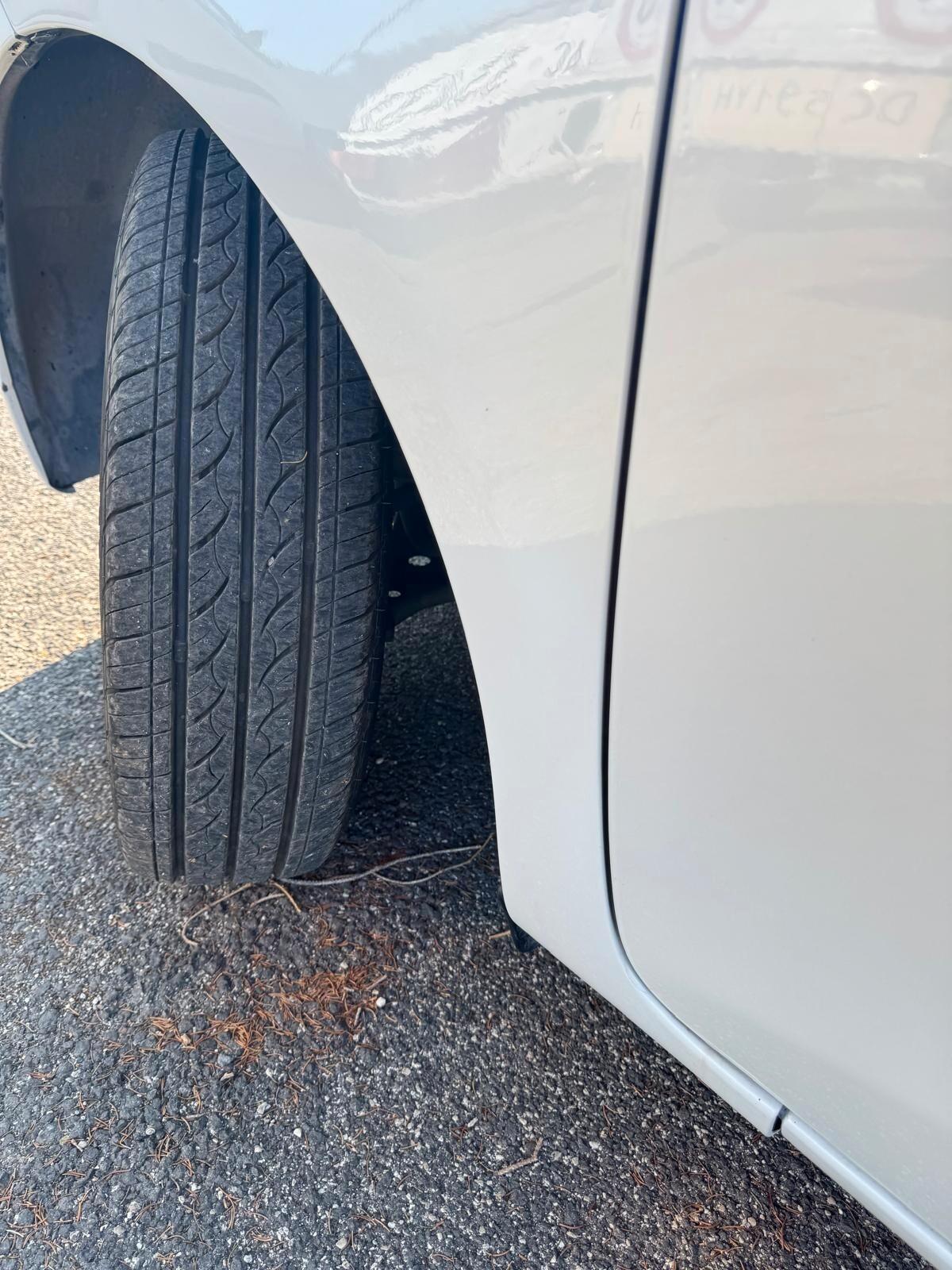Toyota iQ 1.0 Sol