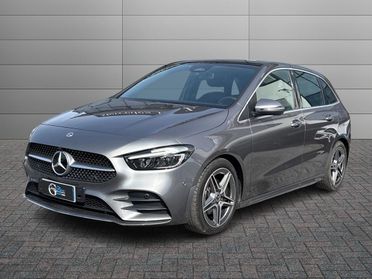 Mercedes-Benz B 180 AMG Line Premium auto