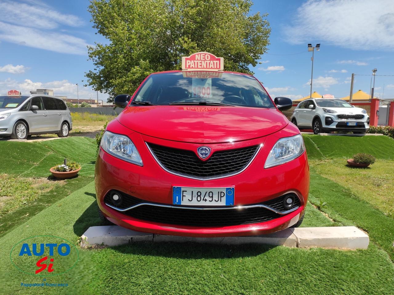 Lancia Ypsilon 1.3 Mjet - 95cv NEOPATENTATI