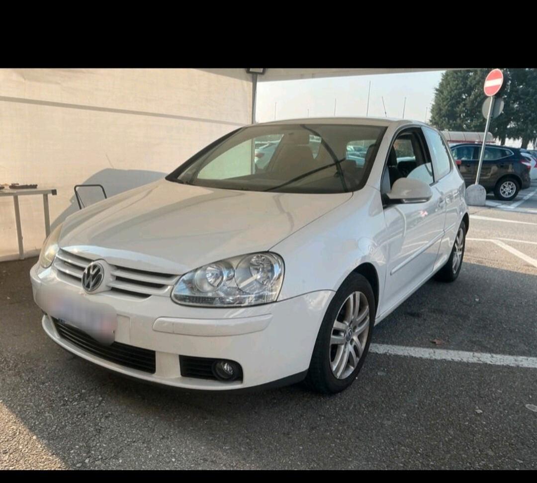 Volkswagen Golf 1.9 TDI DPF 3p. 2008