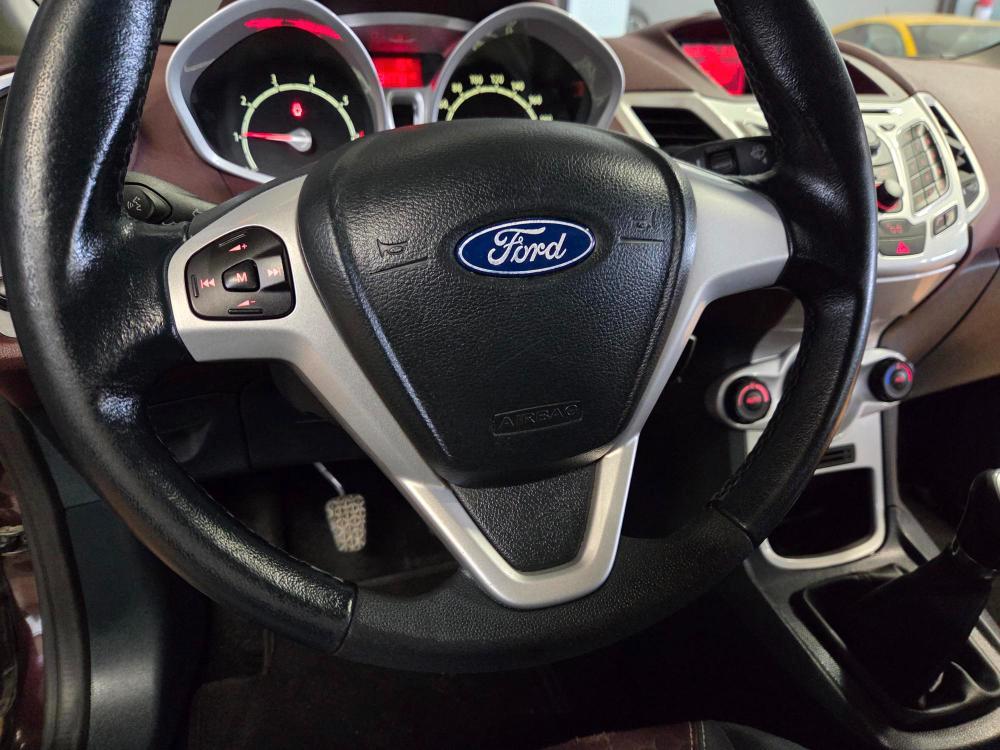 Ford Fiesta 5 Porte Fiesta 5p 1.4 16v Titanium Gpl