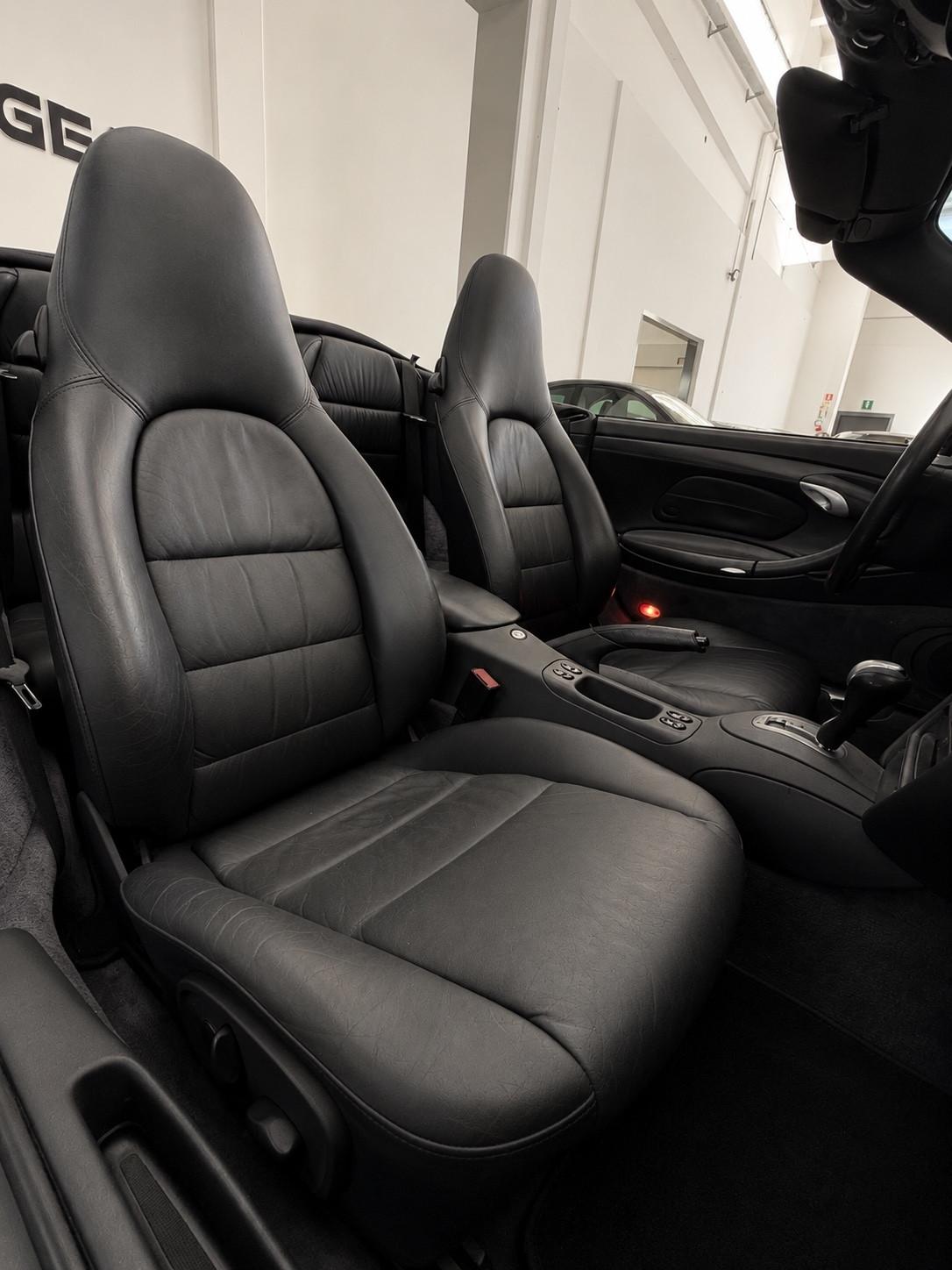 Porsche 911 Carrera cat Cabriolet