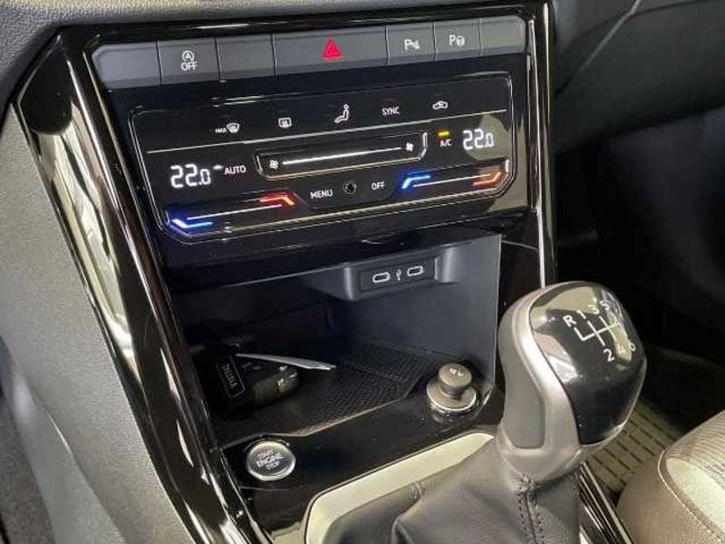 Volkswagen T-Roc 2022 2.0 tdi R-Line 115cv