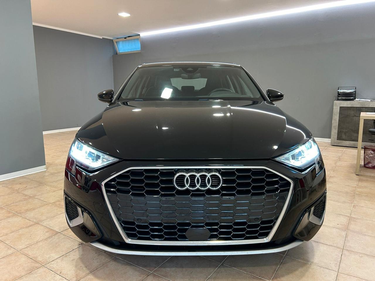 Audi A3 SPB 30 g-tron S tronic Business Advanced METANO UNIPROPRIETARIO