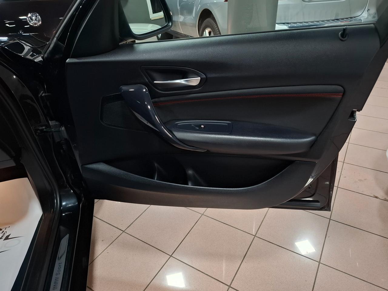 Bmw 116i 5p. Sport Neopatentato