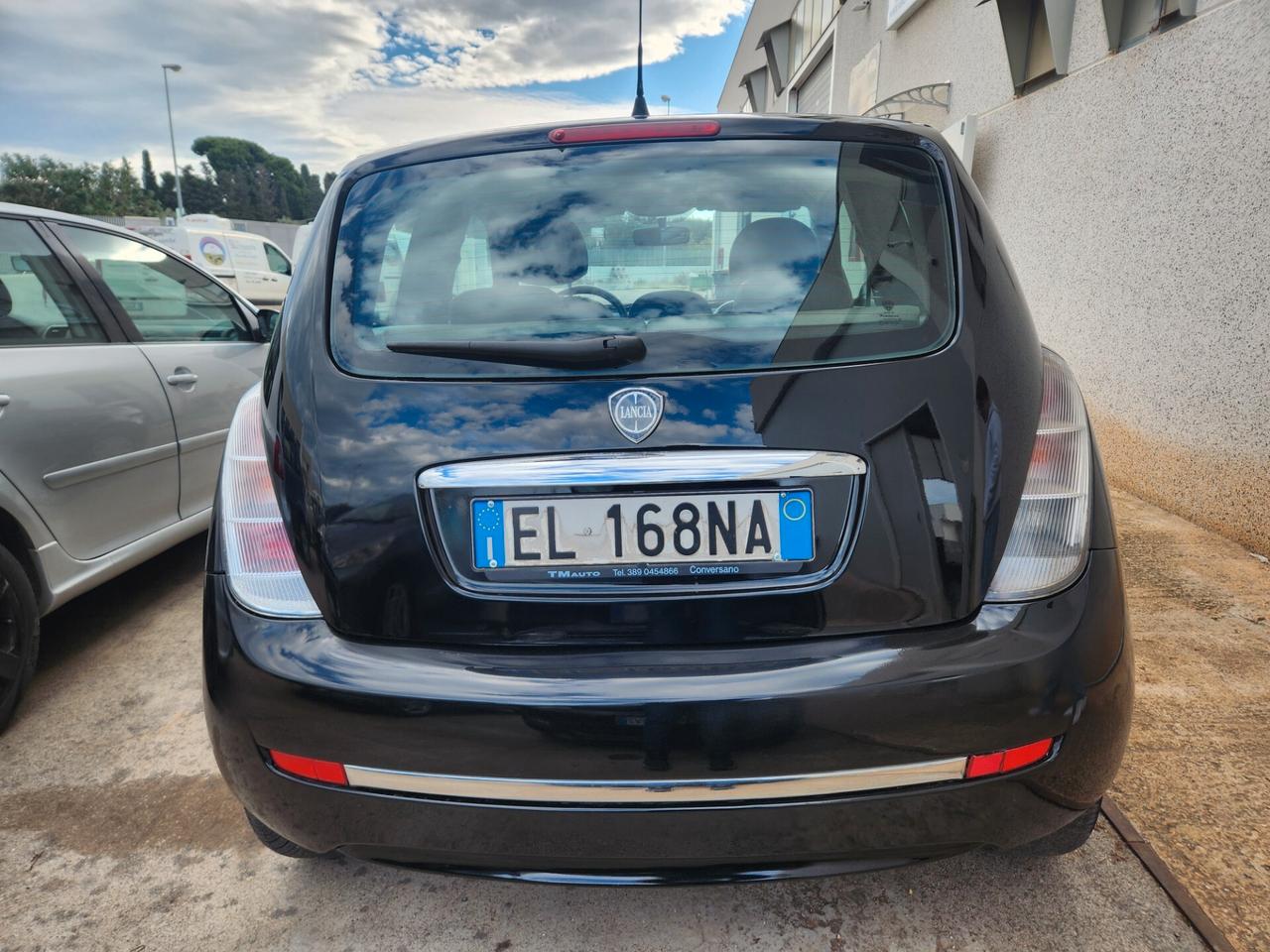 Lancia Ypsilon 1.2 Platino X NEOPATENTATI