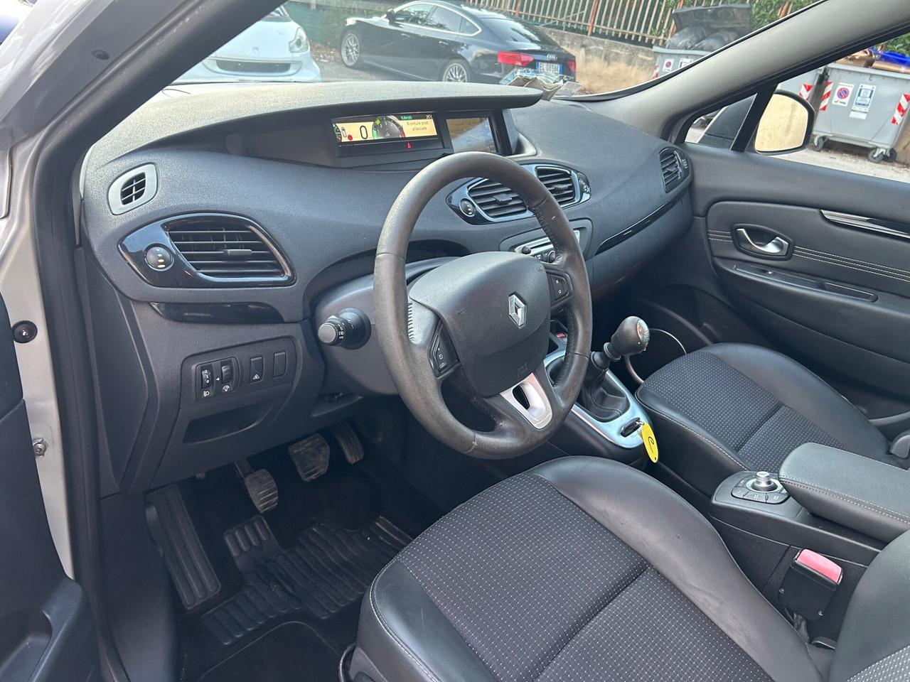 Renault Scenic Scénic X-Mod 1.5 dCi 110CV Luxe