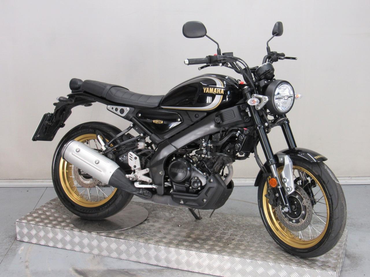 Yamaha XSR 125 ABS LEGACY 11 KW PATENTE A1/B