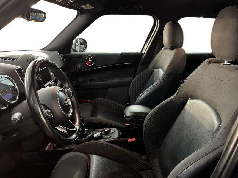 MINI Mini Countryman F60 2017 Mini Countryman 2.0 Cooper D all4 auto my18