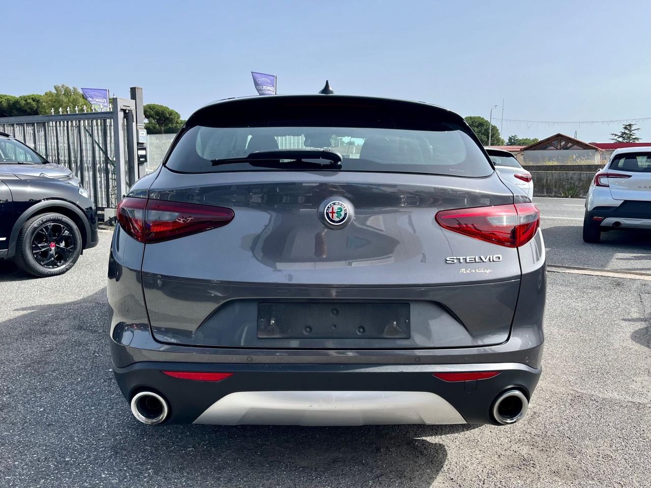 Alfa Romeo Stelvio 2.2 Turbodiesel 150 CV AT8 RWD Super