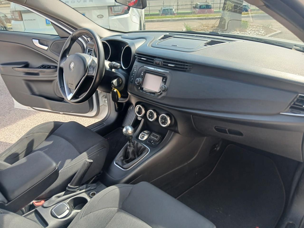 Alfa Romeo Giulietta 1.6 JTDm 120 CV Super NEOPATENTATI