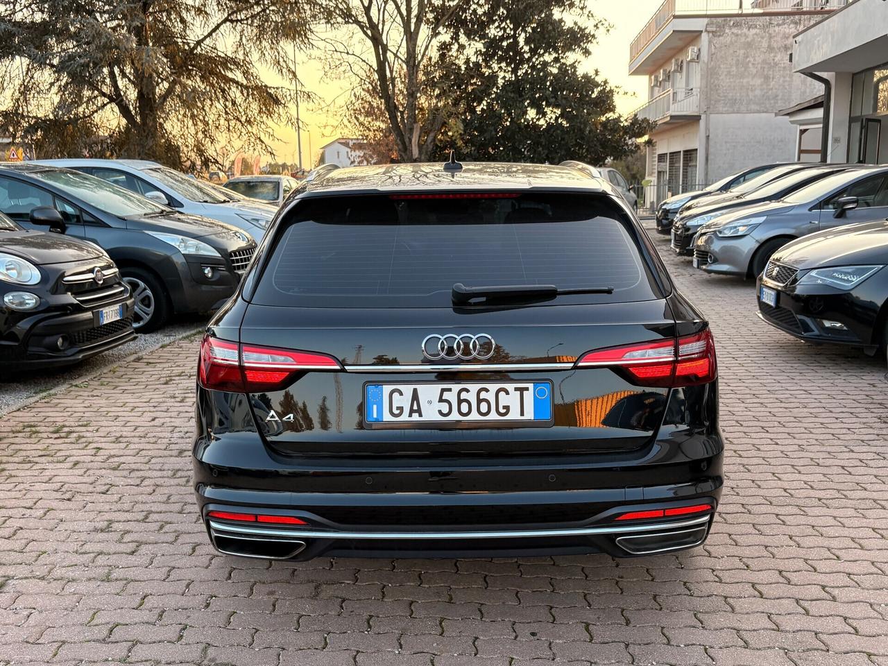 Audi A4 Avant 40 TDI S tronic line edition