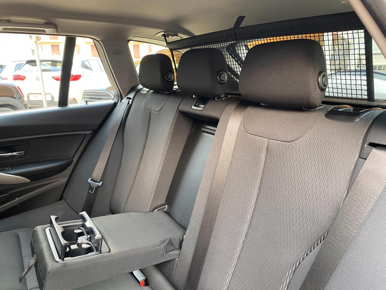 Bmw 318d Touring Luxury - CAMBIO AUTOMATICO