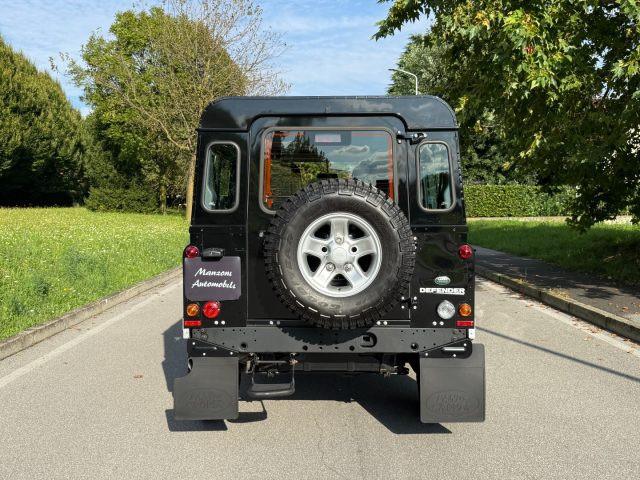 LAND ROVER Defender 90 2.2 TD4 Station Wagon SE NEOPATENTATI