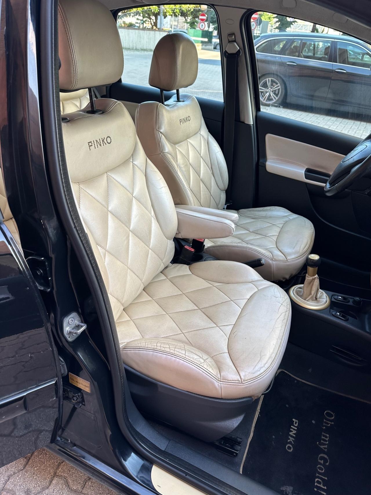 Citroen C3 1.4 16V Gold by Pinko