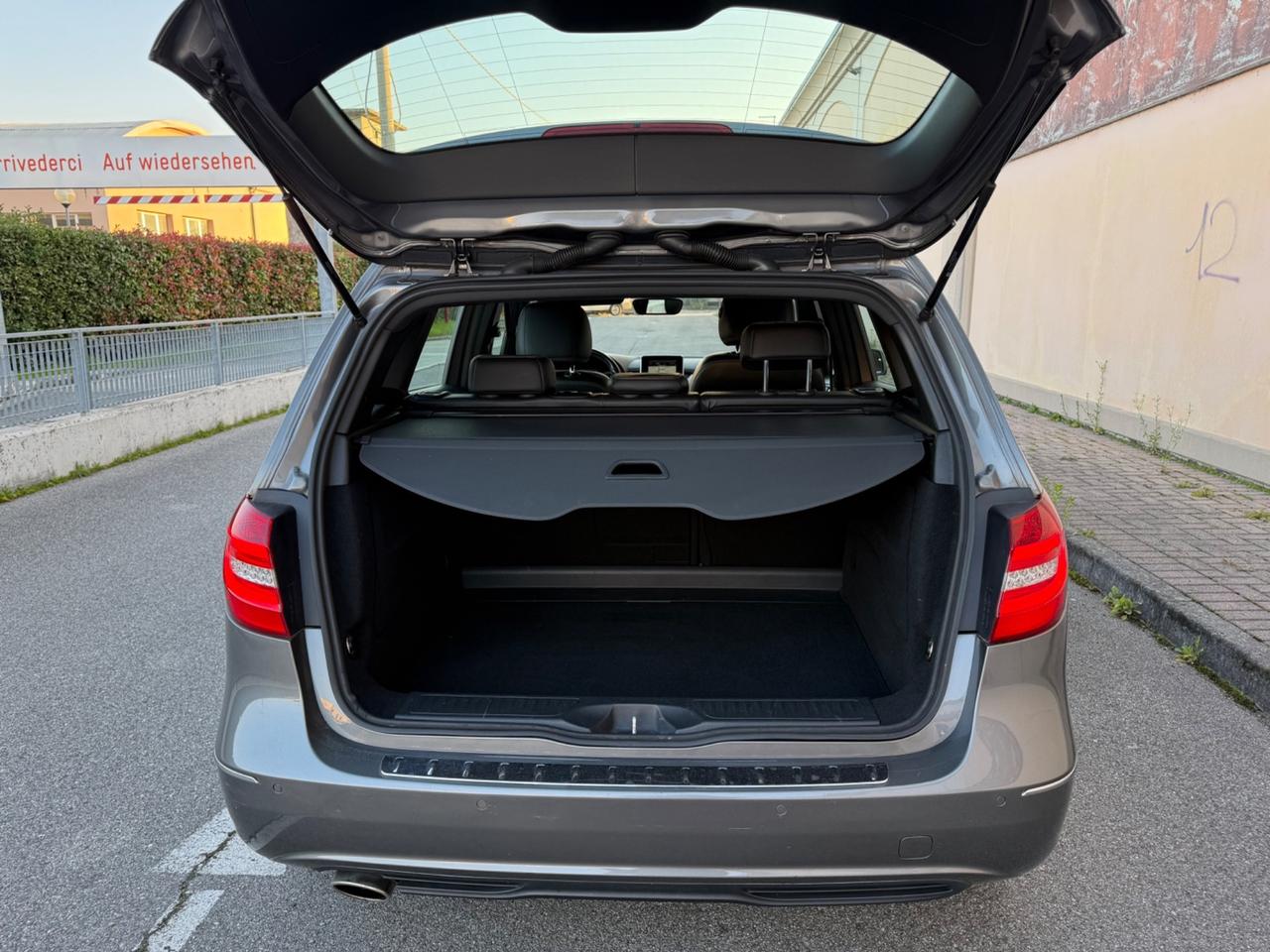 Mercedes-benz B 180 BlueEFFICIENCY Premium